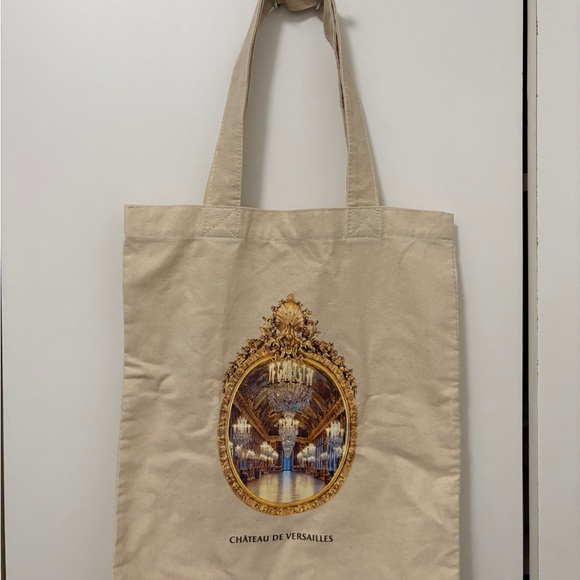 Chateau de Versailles Beige Tote Bag - Picture 1 of 4